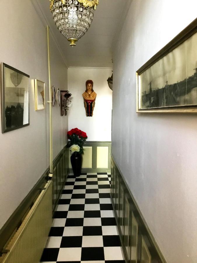 De Kapiteinshut Aan De Rivier Met Xl Ligbad En Sauna Apartment *
