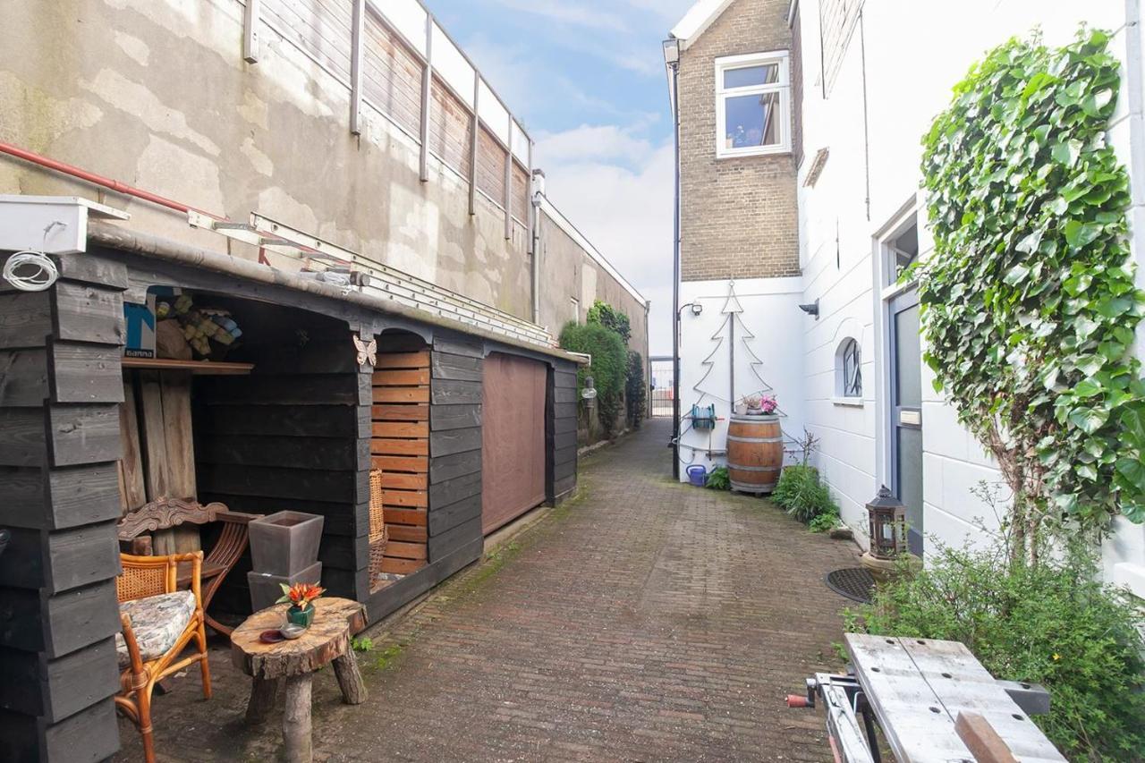 De Kapiteinshut Aan De Rivier Met Xl Ligbad En Sauna * Lekkerkerk